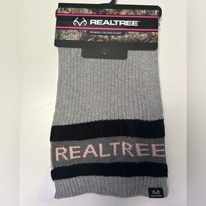 Realtree Oblong Women’s Grey & Pink Knit Scarf